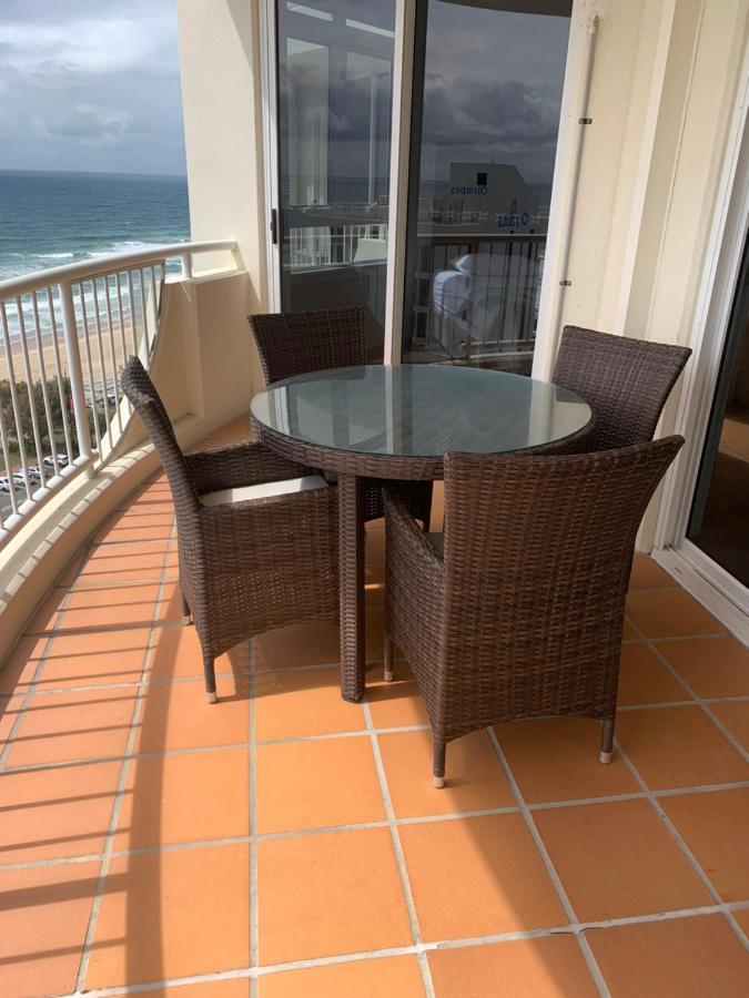 Stunning 2 Bedroom Ocean View Apartment Gold Coast Exterior foto