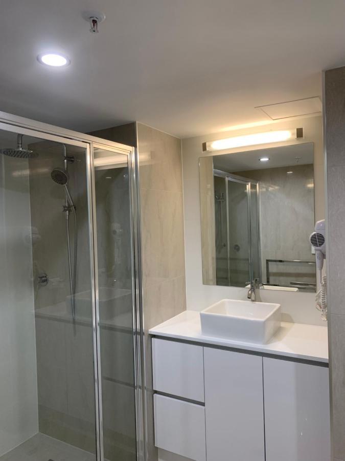 Stunning 2 Bedroom Ocean View Apartment Gold Coast Exterior foto