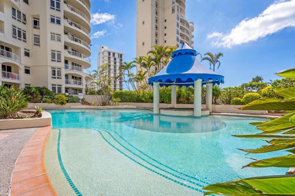 Stunning 2 Bedroom Ocean View Apartment Gold Coast Exterior foto