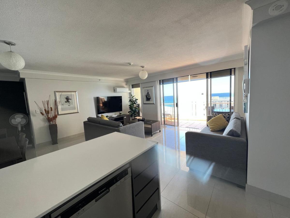 Stunning 2 Bedroom Ocean View Apartment Gold Coast Exterior foto